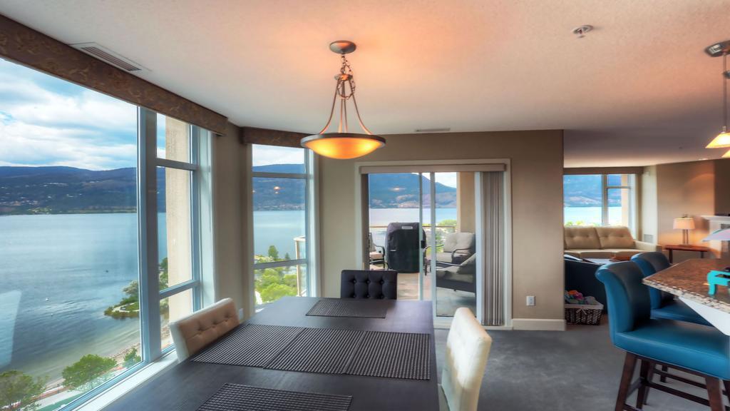 Sunset Waterfront Resort By Kelownacondorentals Екстер'єр фото