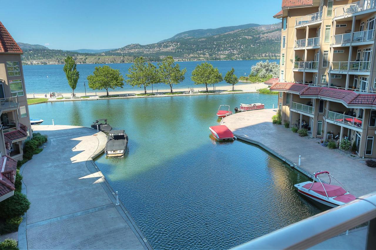 Sunset Waterfront Resort By Kelownacondorentals Екстер'єр фото