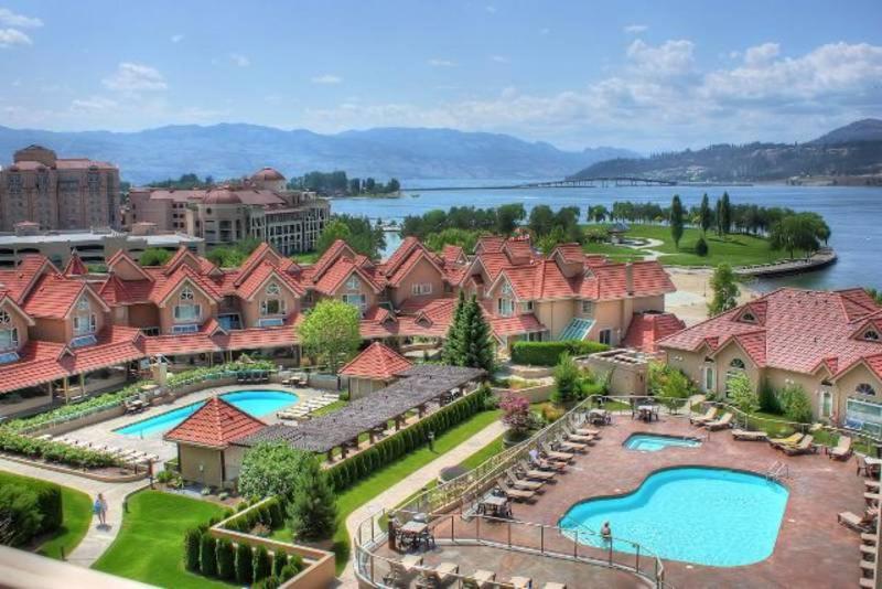 Sunset Waterfront Resort By Kelownacondorentals Екстер'єр фото